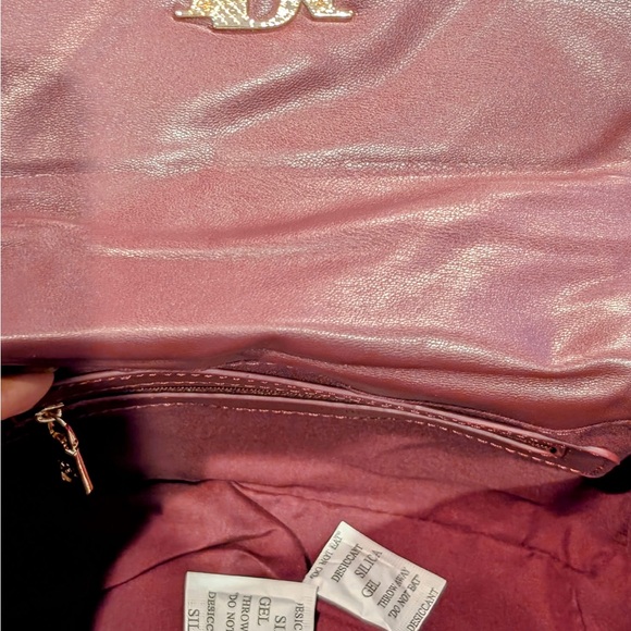 Elegant Badgley Mischka Burgundy Women's Bag - Picture 4 of 6